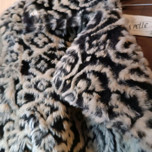 Eco fur like new, size medium, black and beige