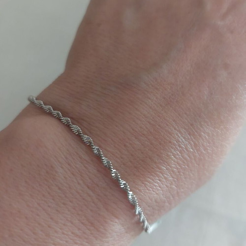 Bracelet made of stainless steel like new, silver color, length 17+5 cm