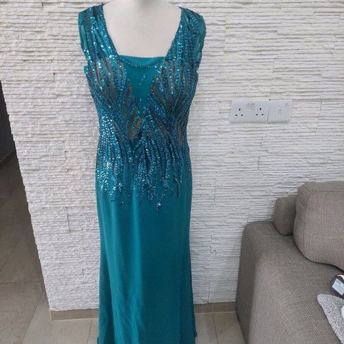 Tailored dress size M like new, green