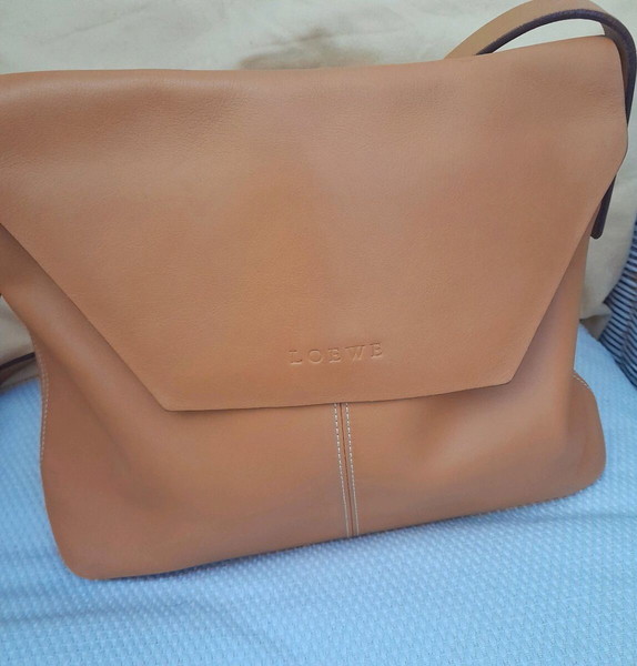 Loewe кожена чанта