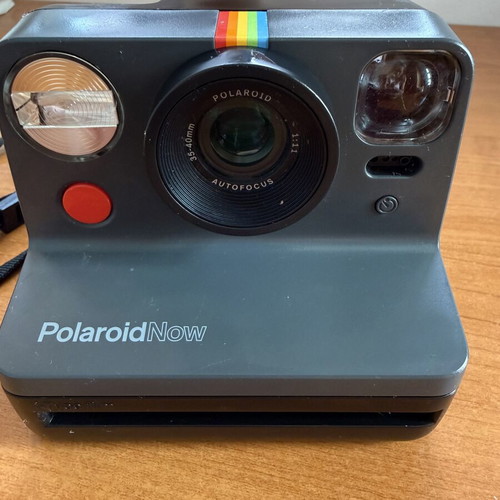 Polaroid camera like new, genuine, barely used