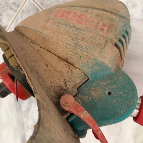 Electric grass trimmer used