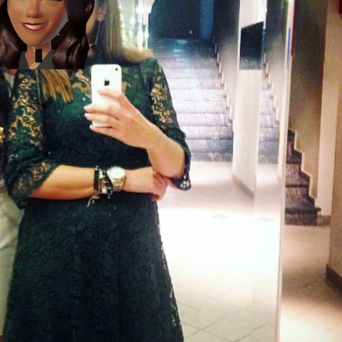 Green lace dress used, mini cypress color
