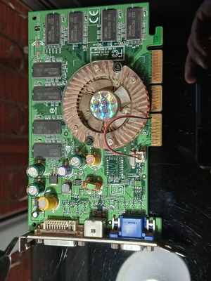 Κάρτα γραφικών MSI NVIDIA GeForce FX5600XT μεταχειρισμένη, σύνδεση AGP