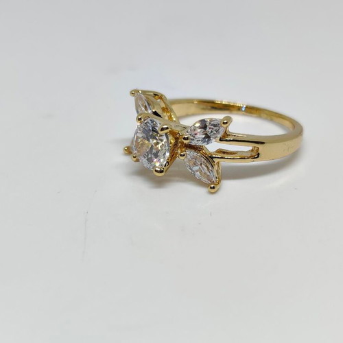 Elegant women's ring with central crystal and decorative petals, like new