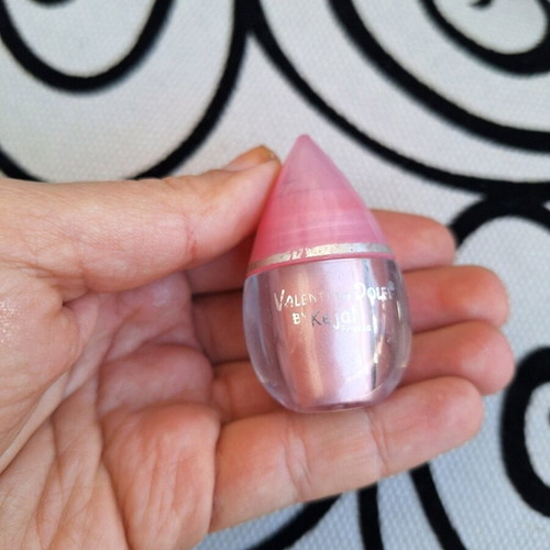 Karaja pink powder eyeshadow like new, iridescent shade