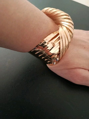 Steel bracelet new gold-colored