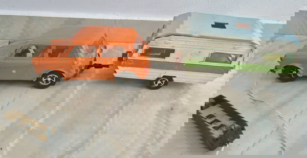 MISTER PI MINI COOPER CARAVAN