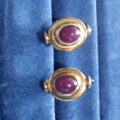 18K Gold Earrings with Rubies like new
