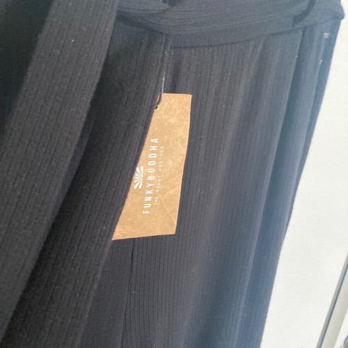 Funky Buddha ribbed crop pants new, black