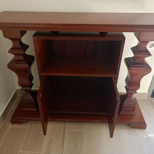 TV stand used in good condition