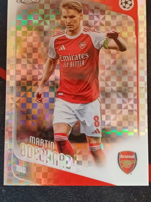 Topps Chrome UEFA Club Competitions 2025/26 Martin Ødegaard XFractor #157 Arsenal