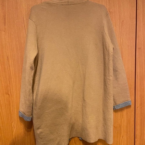 Warm cardigan like new, lightly worn