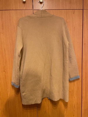 Warm cardigan like new, lightly worn