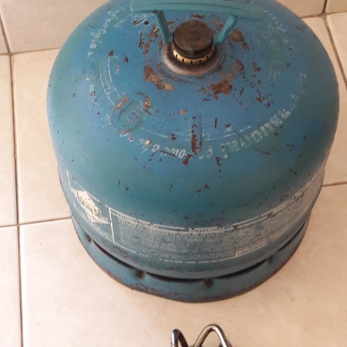 Campingaz portable stove with 2kg empty gas bottle used