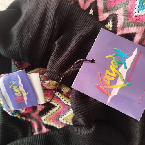 Kayak women's shorts size M new, colorful Missoni style