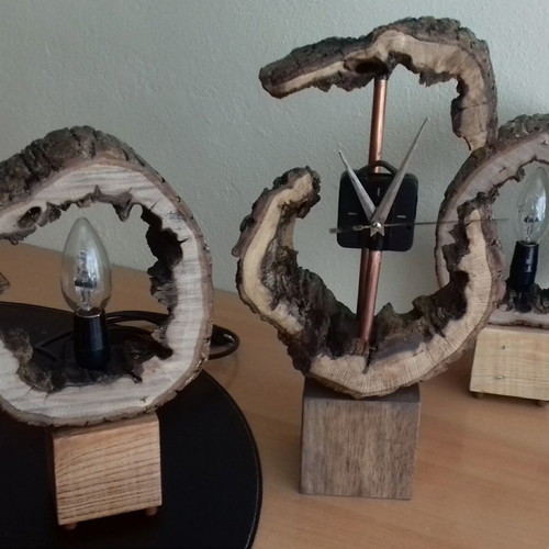 Set of handmade tree trunk lamps, new