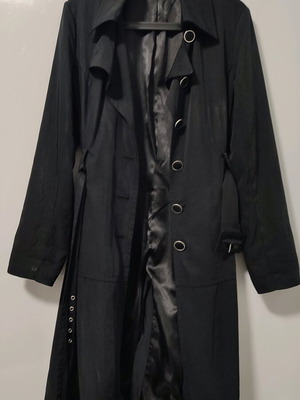 Raxevsky trench coat black like new, size Large