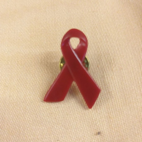 Collectible pins like new, set of 3 pieces