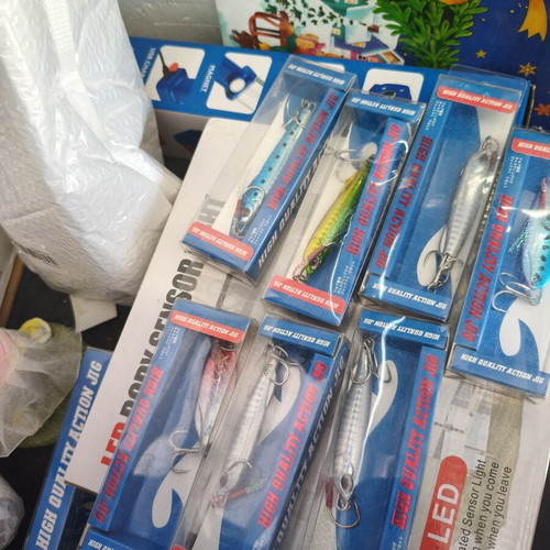 Fishing lures set of 7, 40g each, like new