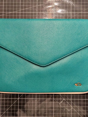 Carpisa women's envelope bag like new