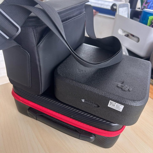 DJI Spark Fly More–Style Bundle like new, drone with 2 controllers and accessories
