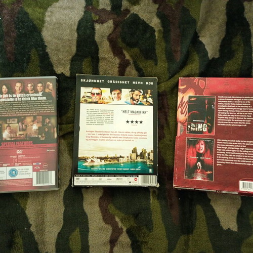 DVD packs with crime and horror movies like new, Criminal Minds missing disc