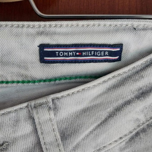 Tommy Hilfiger women's jeans like new
