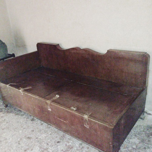 Divan chest used with storage space