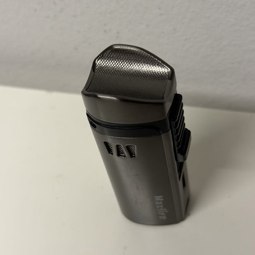 Flamethrower lighter for cigar used, 3 windproof flames