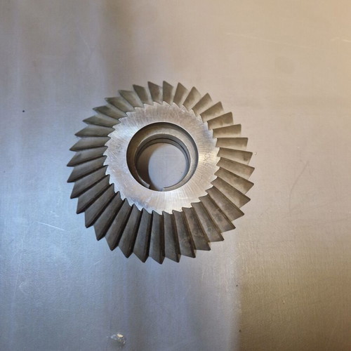 V groove milling cutter disc HSS like new, Φ150x34xΦ40, 45 degrees