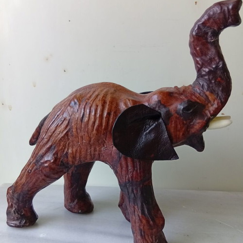 Leather elephant figurine 18 cm