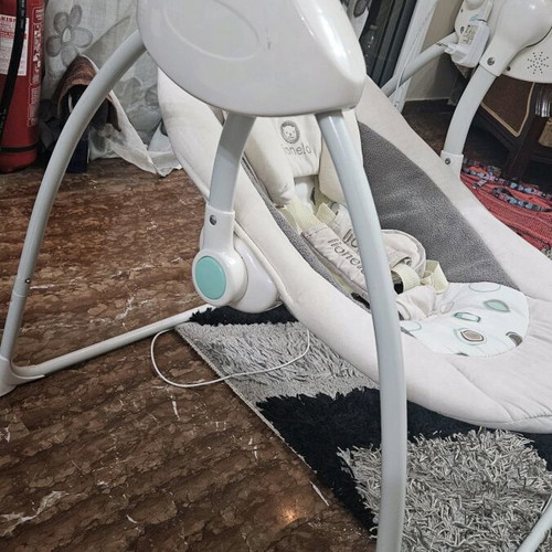 Lionelo Robin electric baby swing with music, beige, up to 12kg
