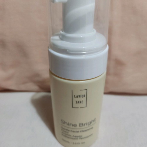 Facial cleansing foam new