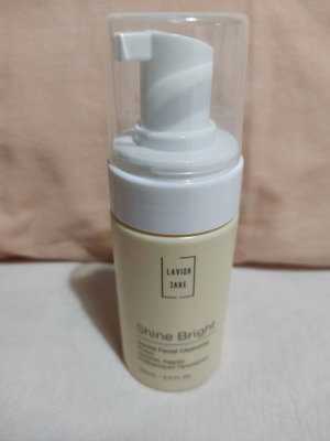 Facial cleansing foam new