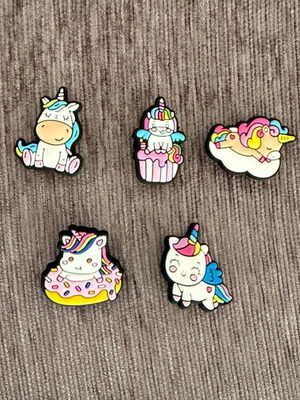 Set of 5 new Crocs unicorn accessories in excellent condition