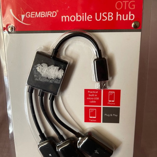 Mobile phone hub new