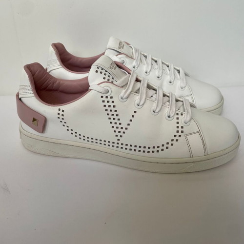 Valentino Garavani V-LOGO leather sneakers like new, size 37, white