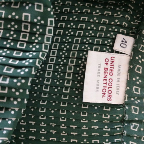 Benetton skirt green, like new, small size