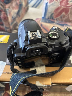Nikkon D60 camera like new