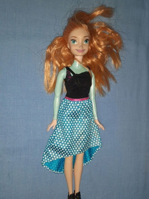 Disney Frozen Anna doll used Mattel HLW49