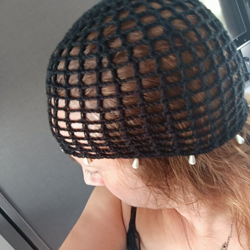 Summer fashion hat with beads, new, black