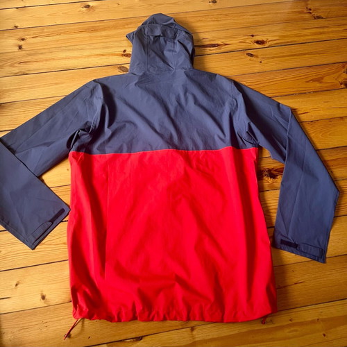 Salomon Essential WP 2.5L men's jacket like new, size XL, blue and red
