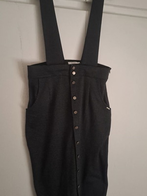 Skirt salopette Toi&Moi like new, black and gray, sizes M-L