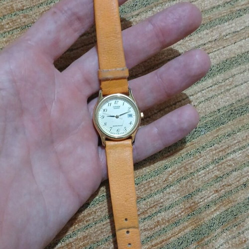 Citizen Quartz watch used, vintage gold tone, women's