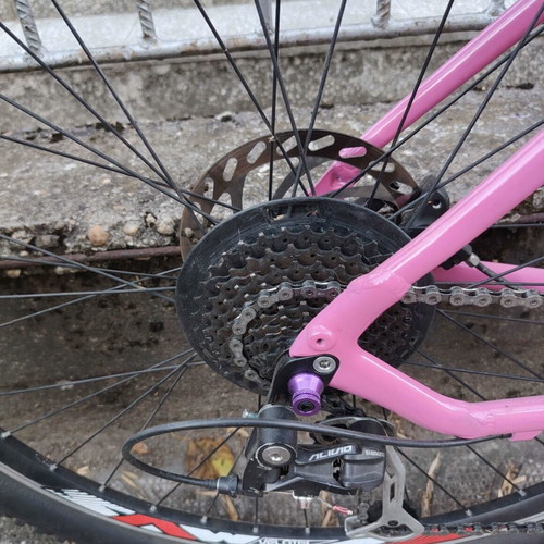 Sprint 29" mountain bike with disc brakes and front suspension