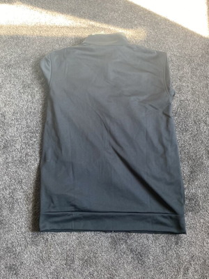 Under Armour jacket size M new