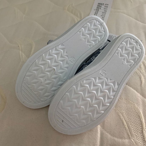 Shoes new, size 27, white and blue