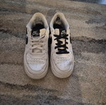 Αθλητικά παπούτσια Nike μεταχειρισμένα, λευκά, μέγεθος 38.5