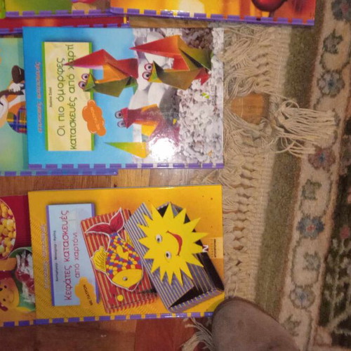Craft books used, suitcase with 12 construction books